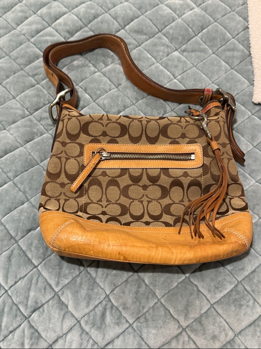 Vintage authentic coach shoulder bag